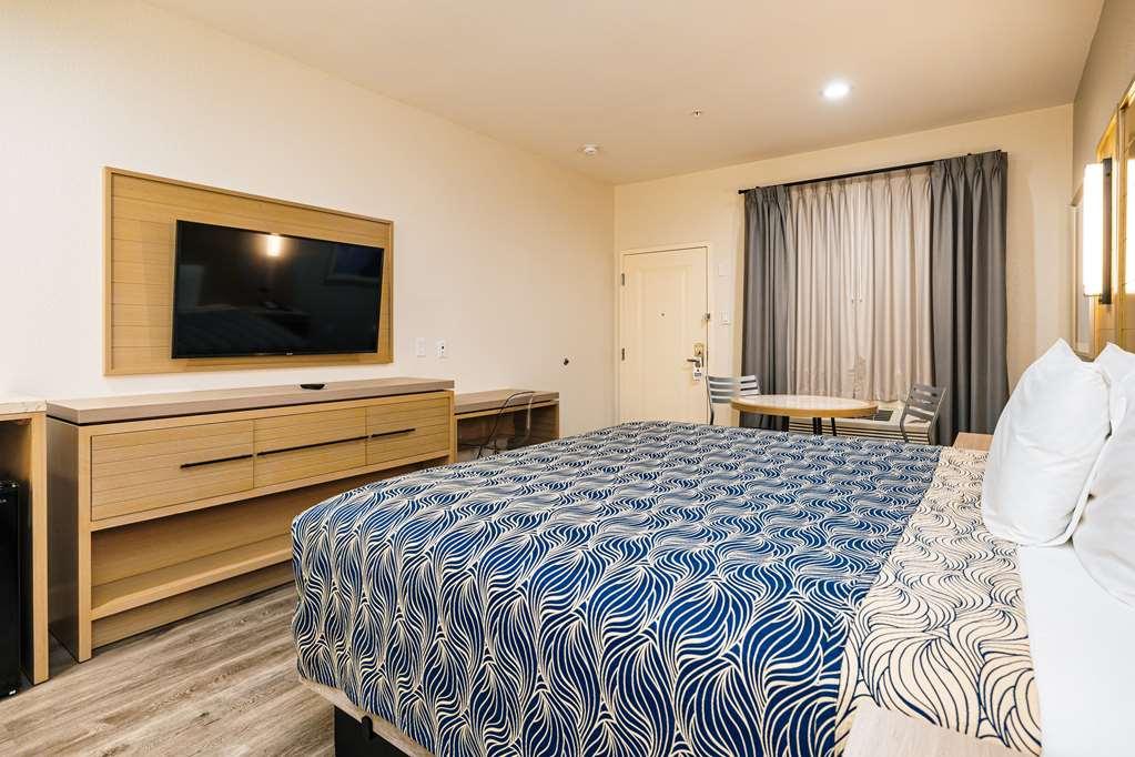 Palace Inn Blue-Iah East Humble Room photo